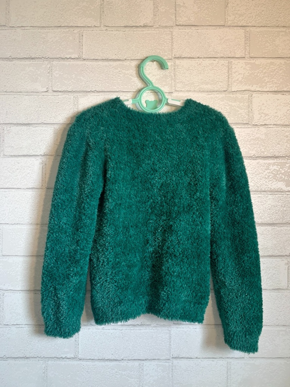 Harper Canyon Kids Intarsia Emerald Fuzzy Sweater with Pink Flamingo 5T - Picture 3 of 5